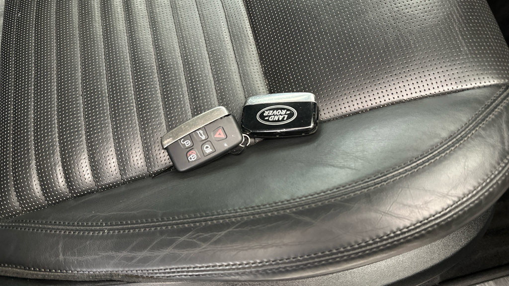 Land Rover Discovery Sport Td4 Hse Black Brown #28