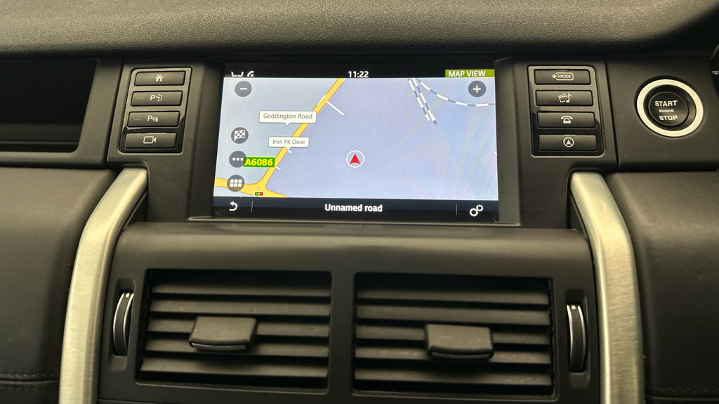 Land Rover Discovery Sport Td4 Hse Black Brown #18