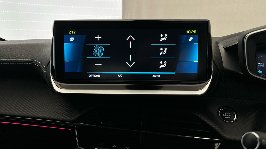 Peugeot e-208 50Kwh Gt Hatchback 7.4Kw Charge Grey #17