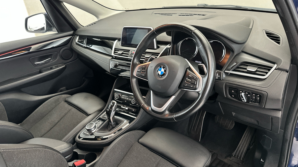 BMW 2 Series Active Tourer Active Tourer 1.5 225Xe 7.6Kwh Sport 4Wd Euro White #10