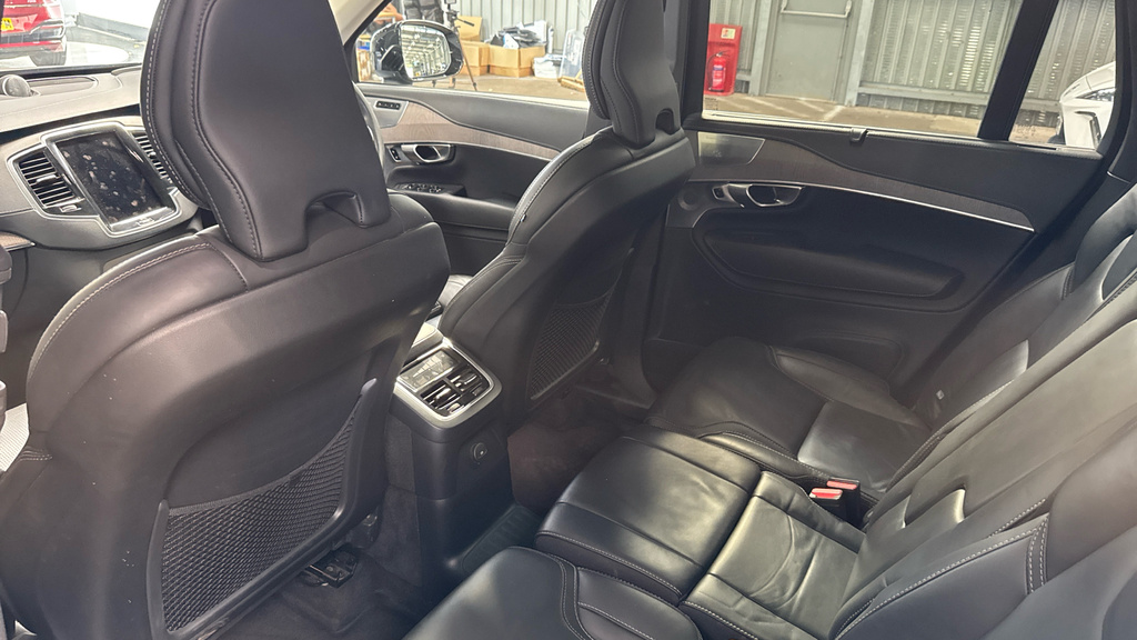 Volvo XC90 B5 Plus, Awd Mild Hybrid, Dark, 7 Seats T Black #14