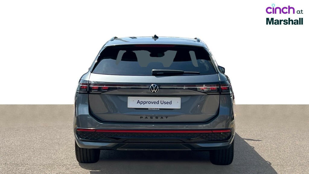 Volkswagen Passat R-line 1.5 Etsi Mhev 150Ps 7-Speed Dsg YR75WNV Black #5