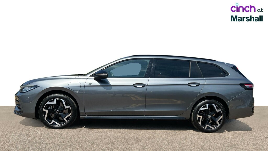 Volkswagen Passat R-line 1.5 Etsi Mhev 150Ps 7-Speed Dsg YR75WNV Black #7