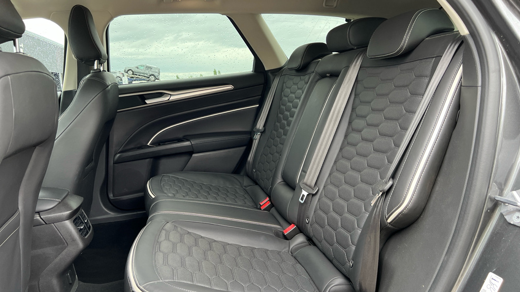 Ford Mondeo 2017 2.0 Tivct Titanium Saloon Hybrid C Grey #14