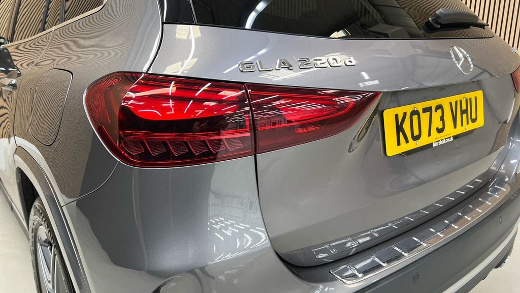 Mercedes-Benz GLA Class 1.3 Gla180 Mhev Sport Edition Suv Hybri Grey #29