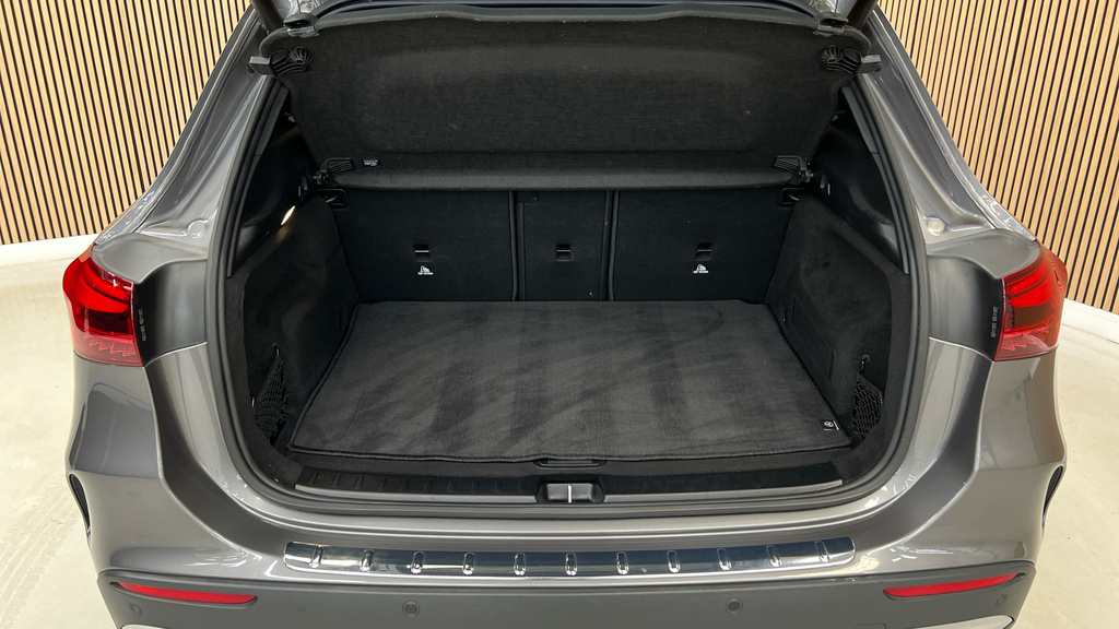 Mercedes-Benz GLA Class 1.3 Gla180 Mhev Sport Edition Suv Hybri Grey #27