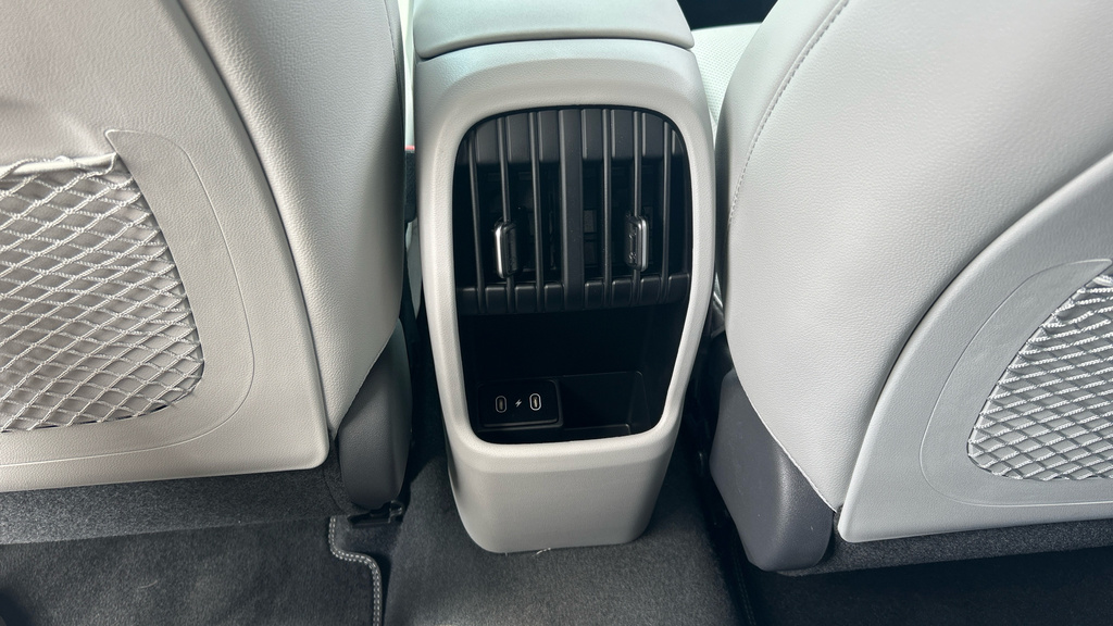 Hyundai Kona 160Kw Ultimate 65Kwh Grey #34