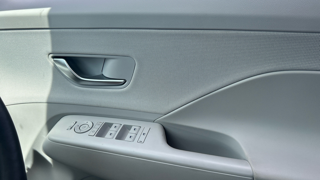 Hyundai Kona 160Kw Ultimate 65Kwh Grey #31