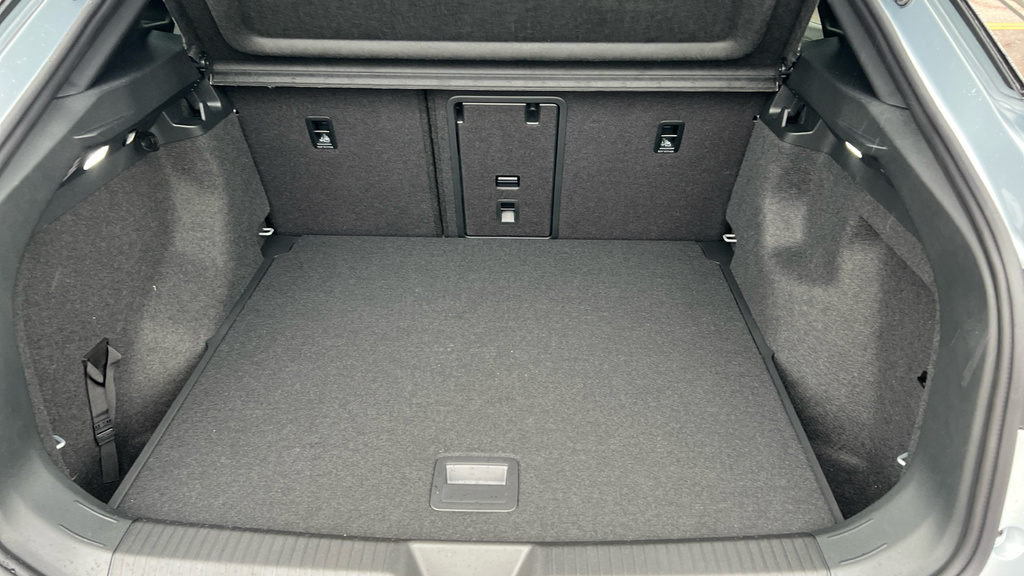 Volkswagen ID.5 Pure 52Kwh Match Suv 170 Ps Grey #18
