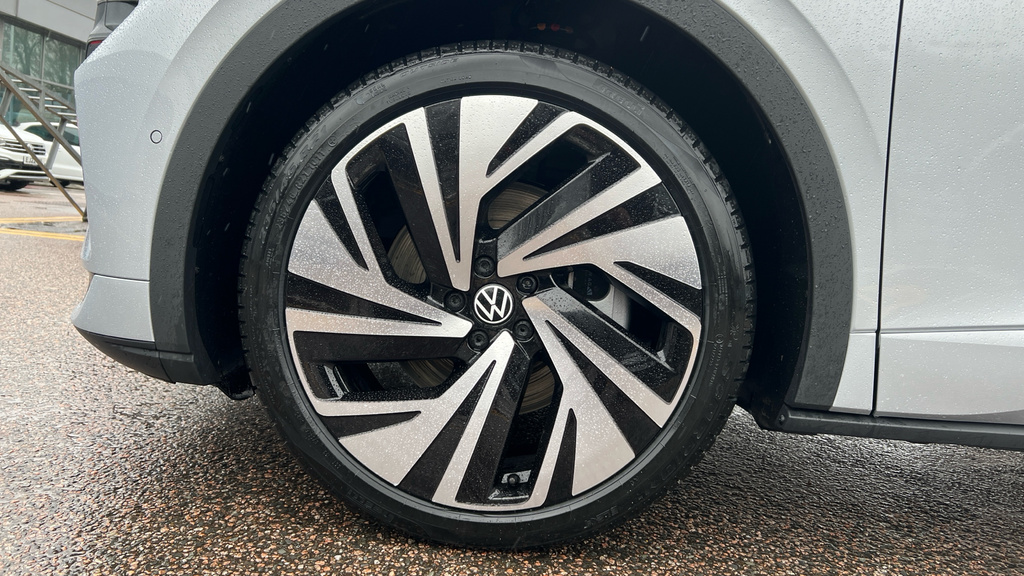 Volkswagen ID.5 Pure 52Kwh Match Suv 170 Ps Grey #21