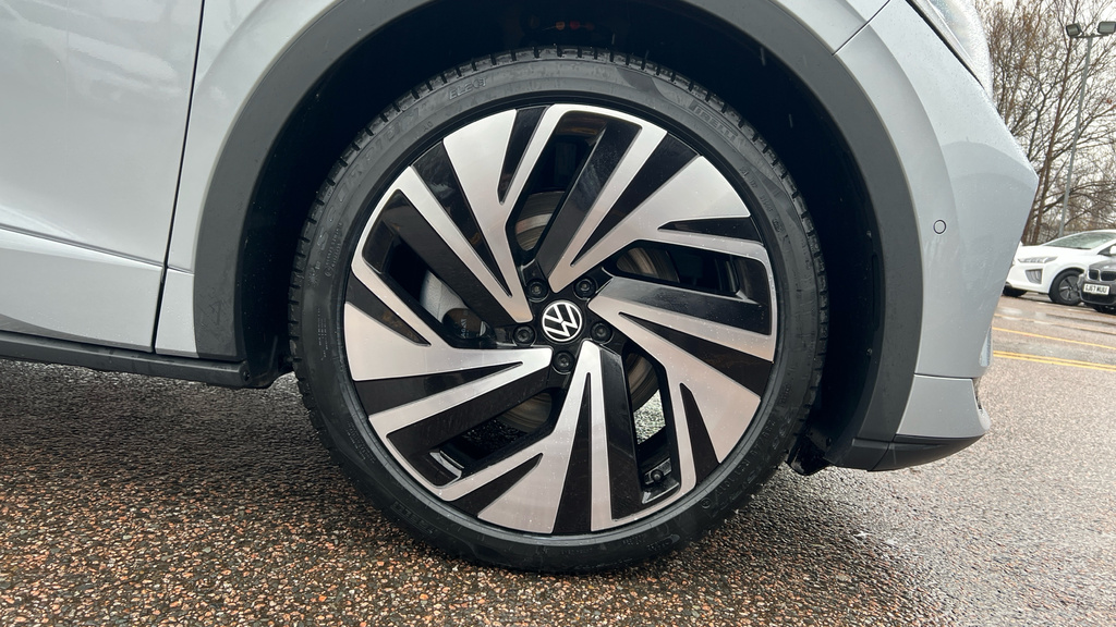 Volkswagen ID.5 Pure 52Kwh Match Suv 170 Ps Grey #23