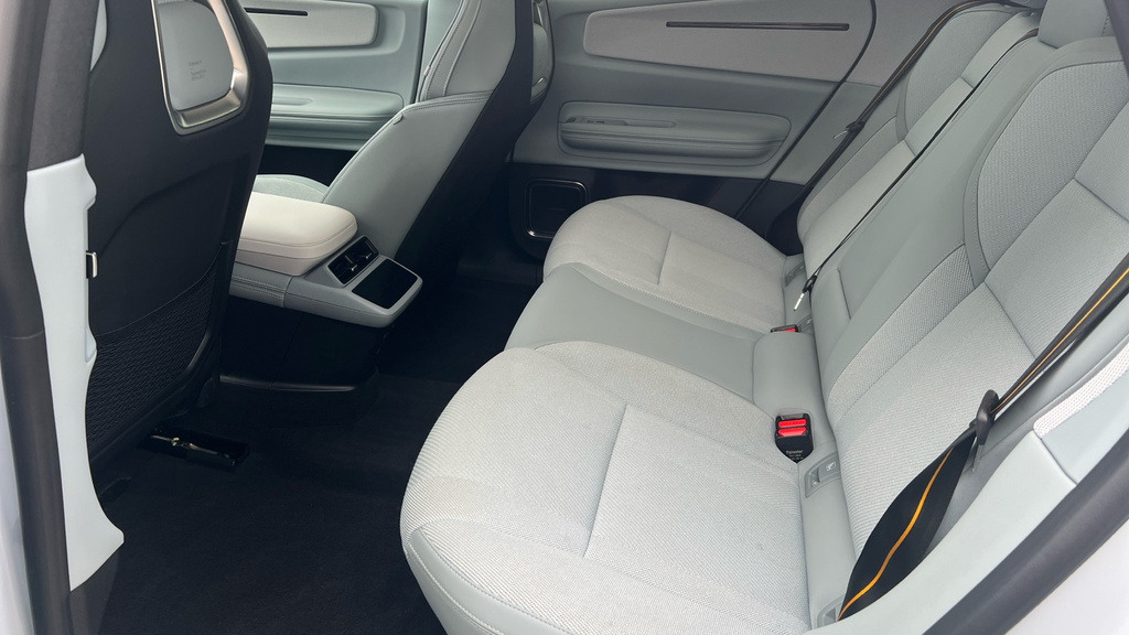 Polestar 4 Polestar 4 Estate 400Kw 100Kwh Lr Dm Plus Pilotp Blue #17