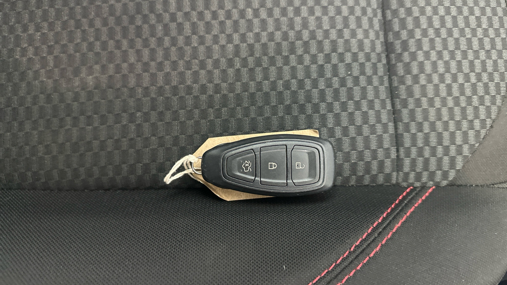 Ford Puma 1.0T Ecoboost Titanium Suv Euro Silver #30