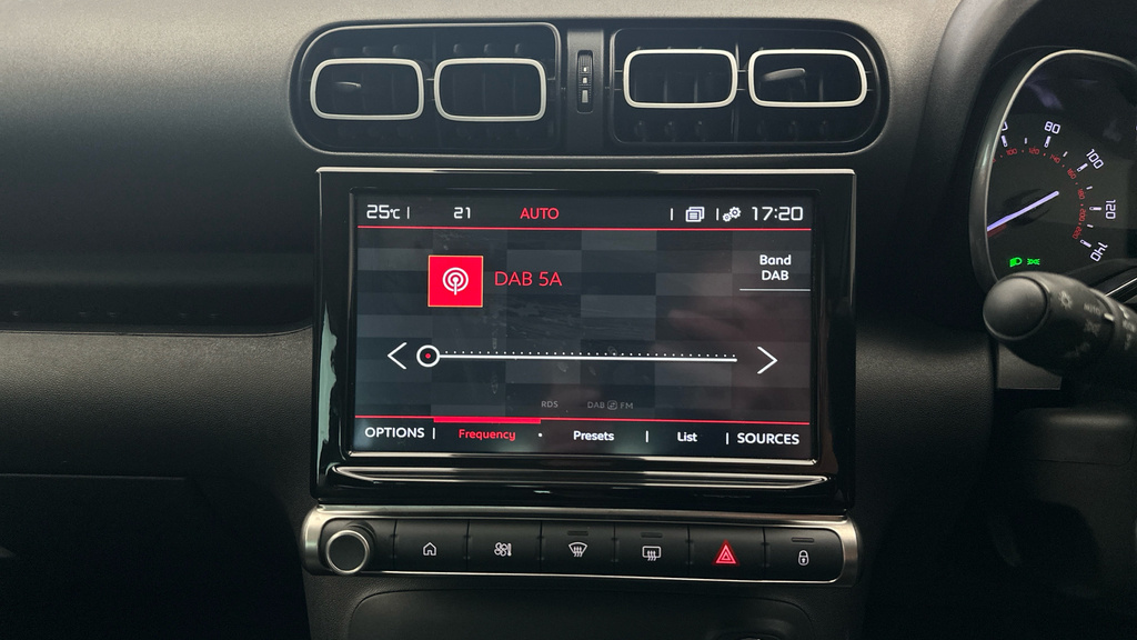 Citroen C3 Aircross 1.2 Puretech 110 Shine Plus Red #15