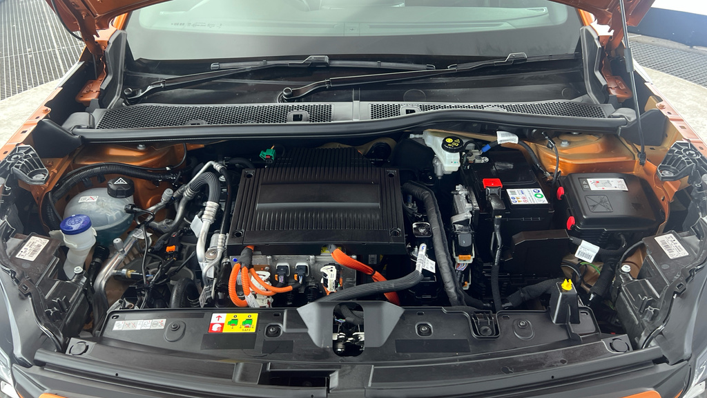 Peugeot e-2008 50Kwh Allure Premium 7Kw Charger Grey #27