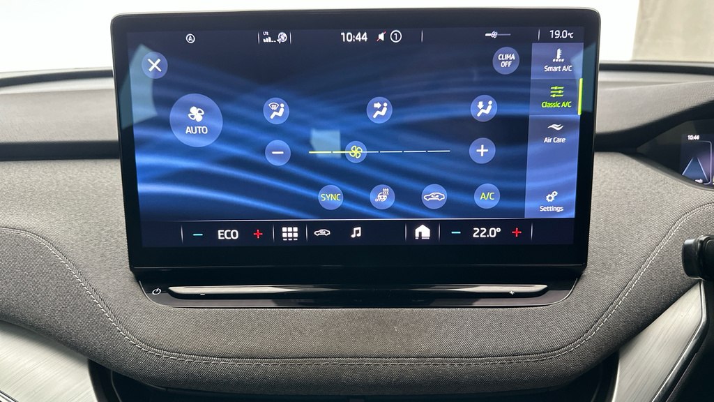 Skoda ENYAQ 150Kw 80 Loft 82Kwh Black #18