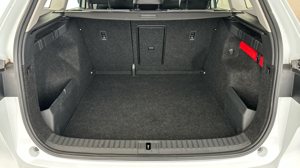 Skoda ENYAQ 150Kw 80 Loft 82Kwh Black #21