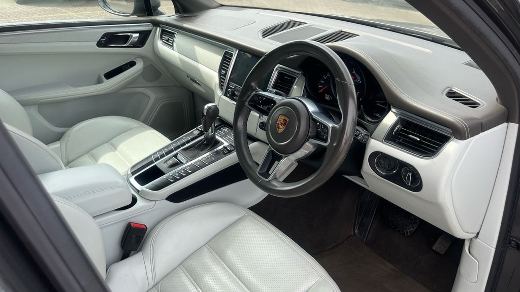 Porsche Macan 3.0T V6 Gts Suv Pdk 4Wd Euro 6 S S 3 Black #9