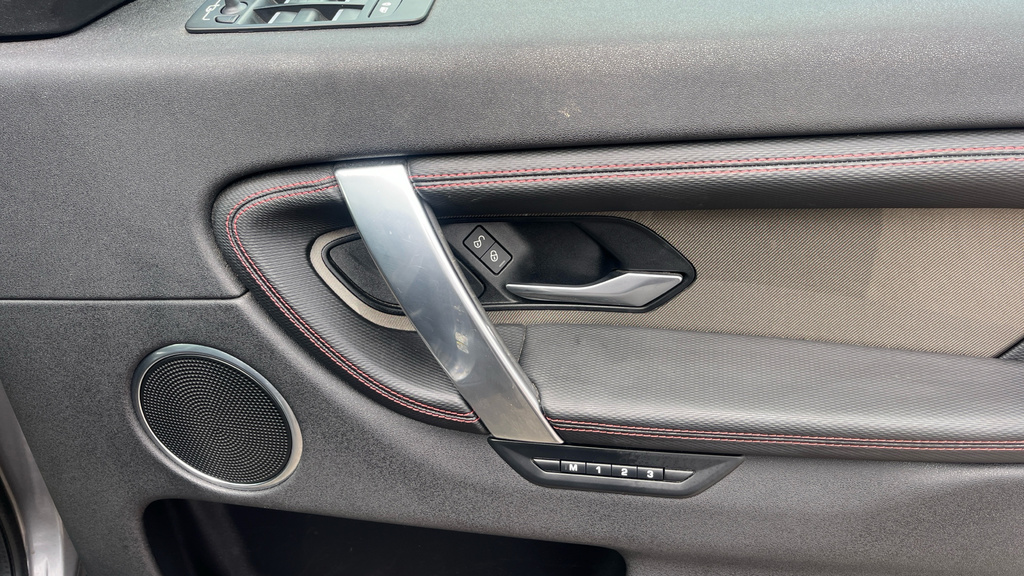 Land Rover Discovery Sport Hse Silver #31