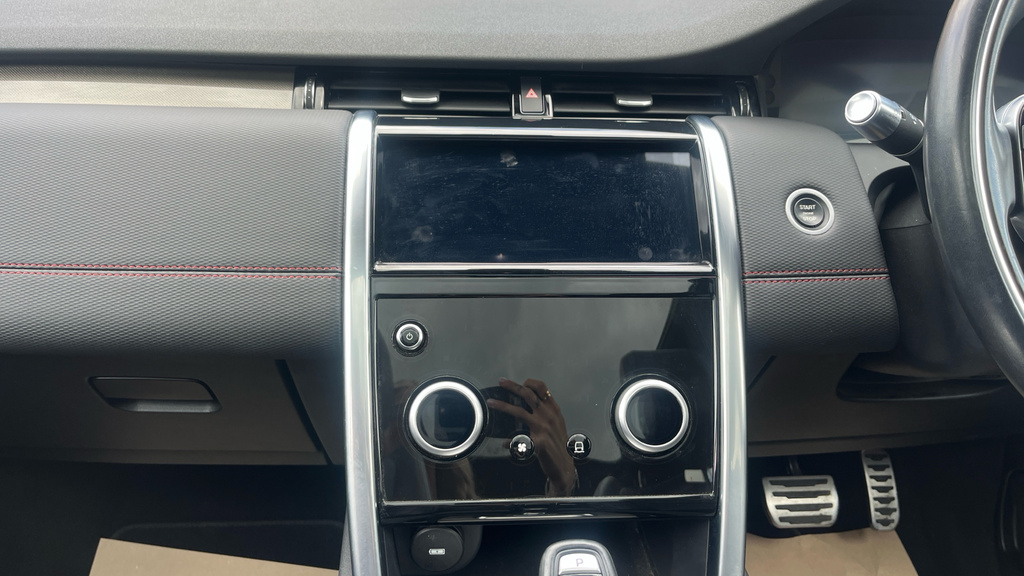 Land Rover Discovery Sport Hse Silver #12