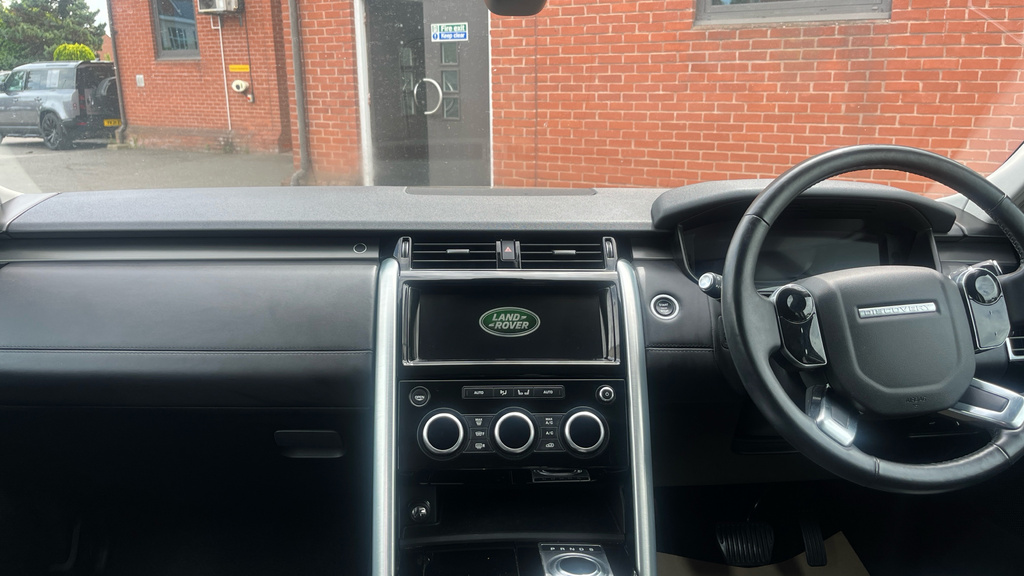 Land Rover Discovery Suv 3.0 Sd V6 Hse Luxury 4Wd Euro 6 Ss White #11