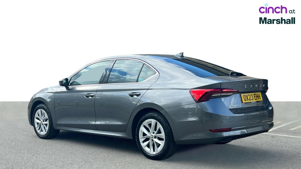 Skoda Octavia Skoda Estate 1.5 Tsi Se L Silver #5