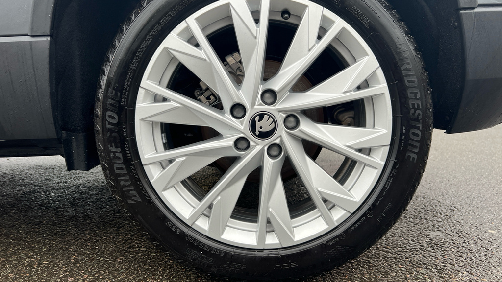Skoda Karoq 2.0 Tsi Sportline Edition 4X4 Dsg White #18