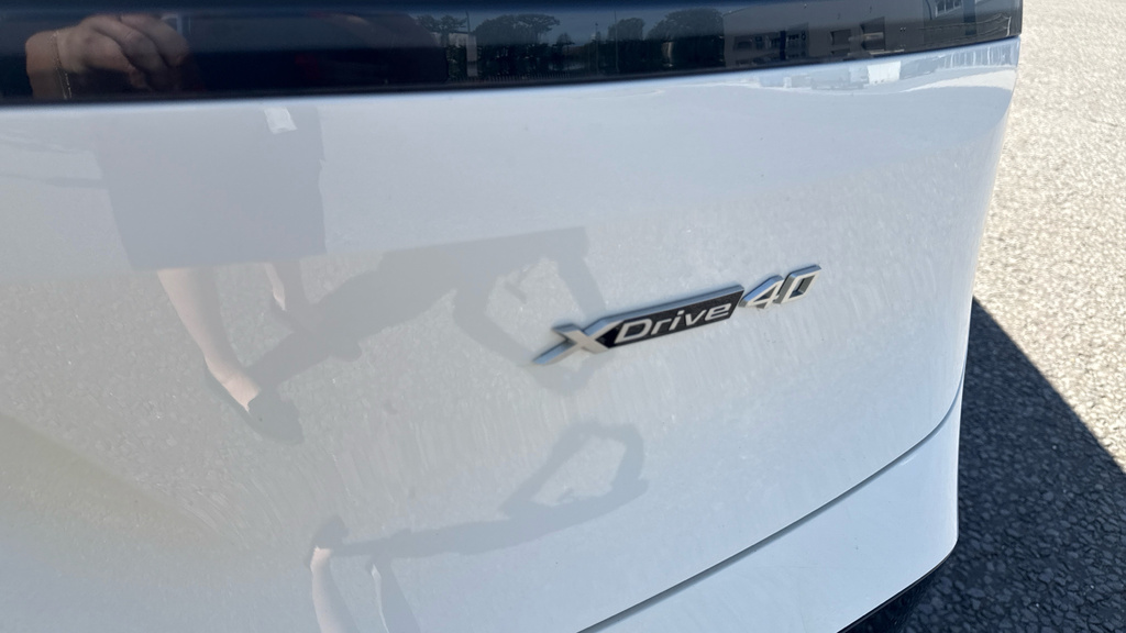 BMW iX 240Kw Xdrive40 M Sport Edition 76.6Kwh White #45
