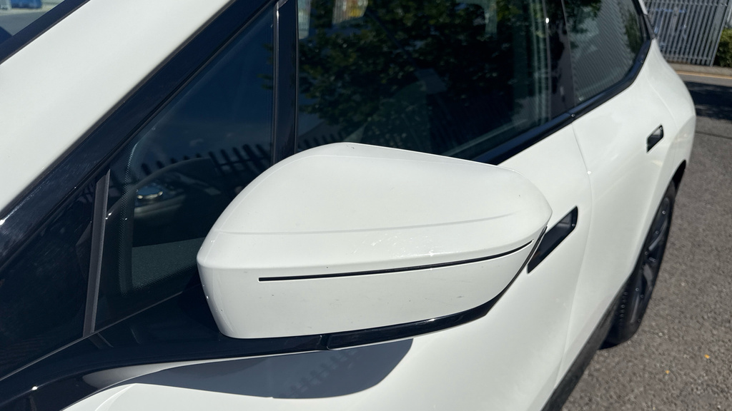 BMW iX 240Kw Xdrive40 M Sport Edition 76.6Kwh White #41