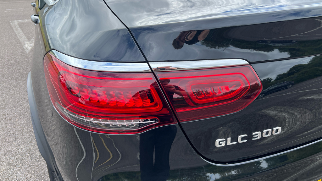 Mercedes-Benz GLC Class 2.0 Glc300h Mhev Amg Line Premium G-tronic 4Mat Black #31