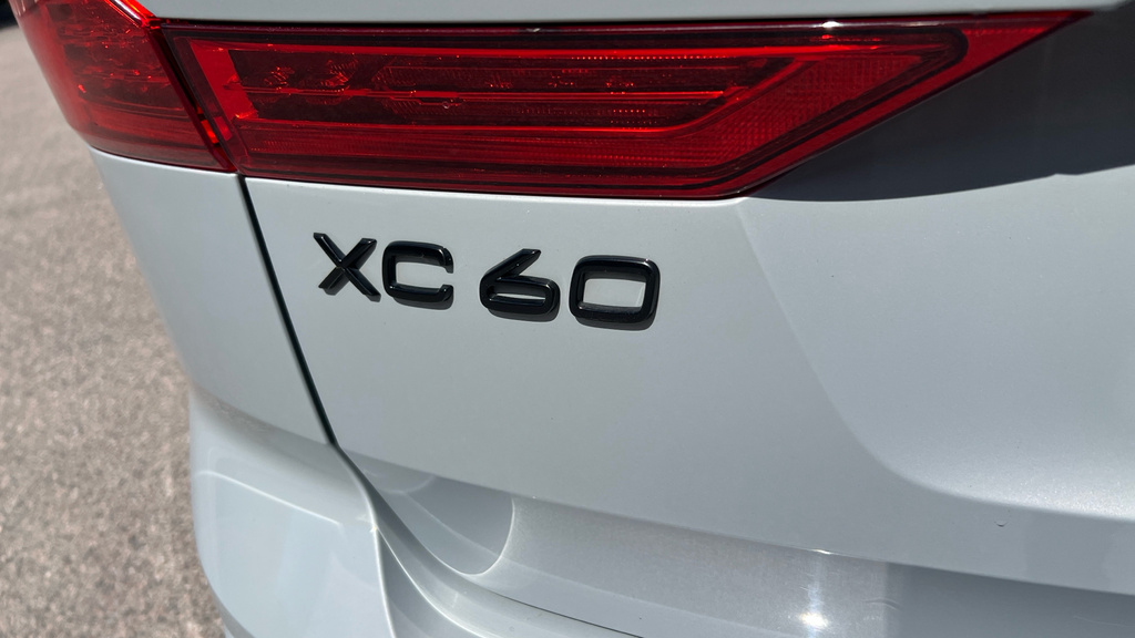 Volvo XC60 Ultra, B5 Awd Mild Hybrid, Bright Black #66
