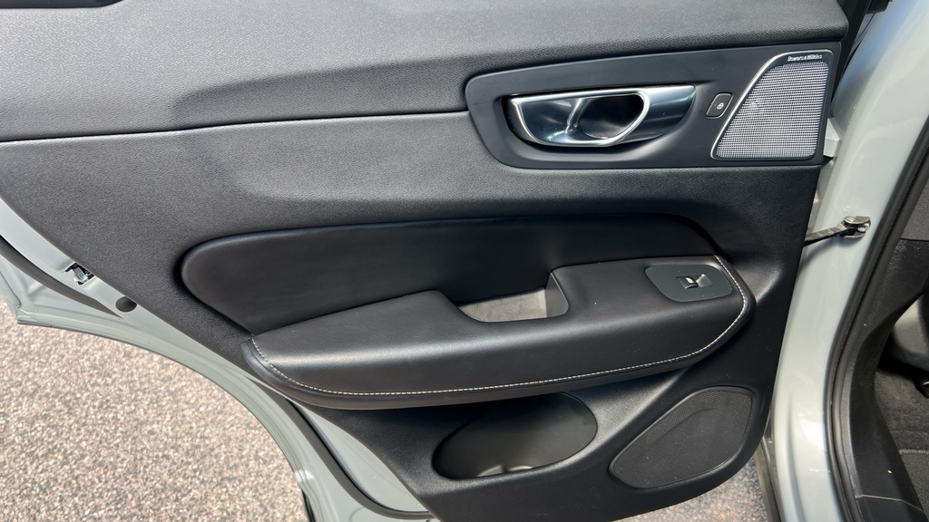 Volvo XC60 Ultra, B5 Awd Mild Hybrid, Bright Black #38