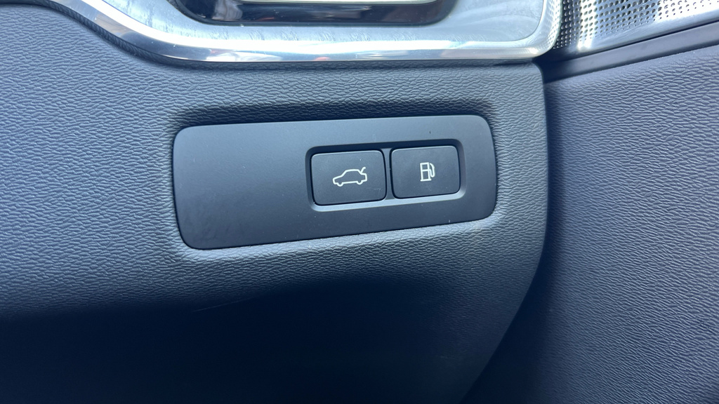 Volvo XC60 Ultra, B5 Awd Mild Hybrid, Bright Black #53