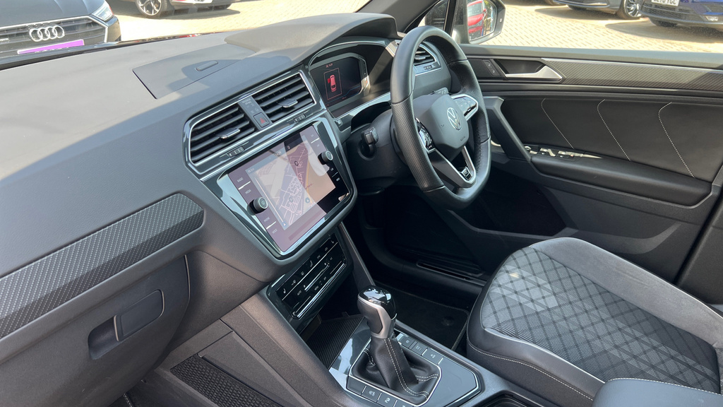 Volkswagen Tiguan 1.5 Etsi Mhev Elegance Launch Edition Dsg Euro 6 Black #14