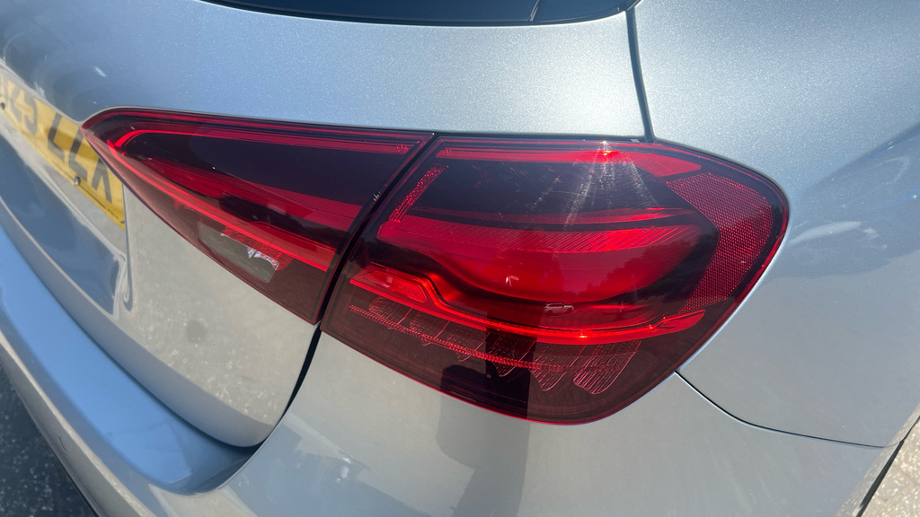 Mercedes-Benz A Class 1.3 A180h Mhev Amg Line Premium 7G-dct Euro 6 S #33