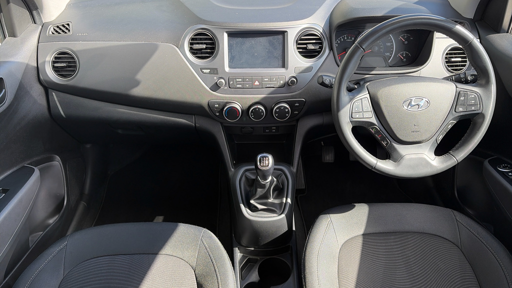 Hyundai I10 1.0 Premium Hatchback Euro 6 67 Black #12