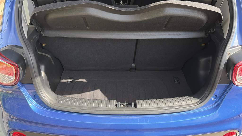 Hyundai I10 1.0 Premium Hatchback Euro 6 67 Black #20