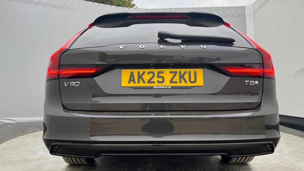 Volvo V90 Plus, T6 Awd Plug-in Hybrid, Dark Black #43