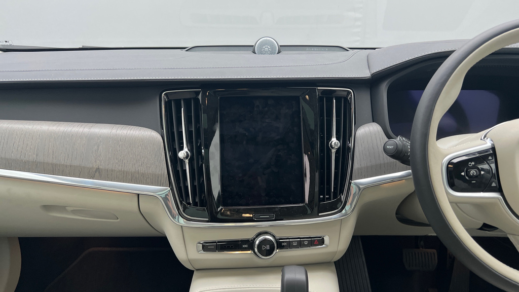 Volvo V90 Plus, T6 Awd Plug-in Hybrid, Dark Black #28