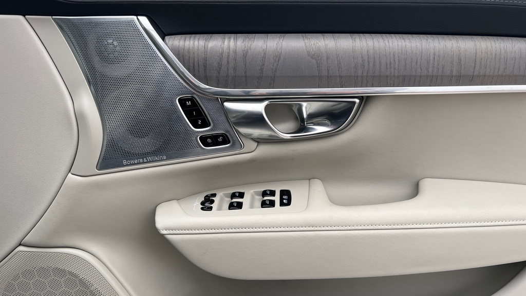 Volvo V90 Plus, T6 Awd Plug-in Hybrid, Dark Black #23