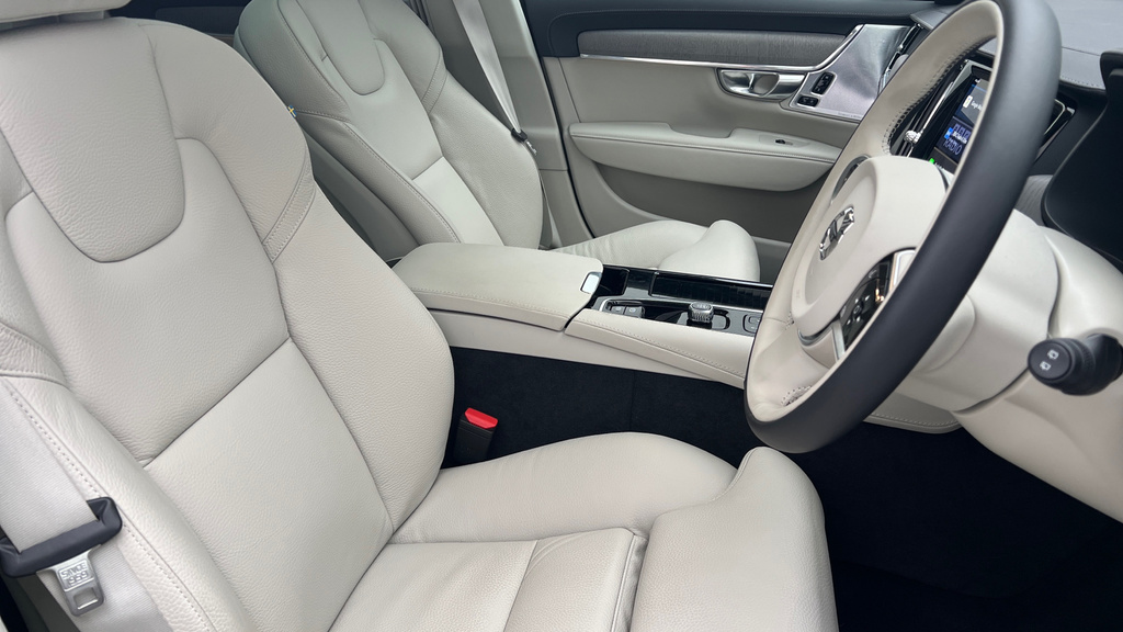 Volvo V90 Plus, T6 Awd Plug-in Hybrid, Dark Black #21