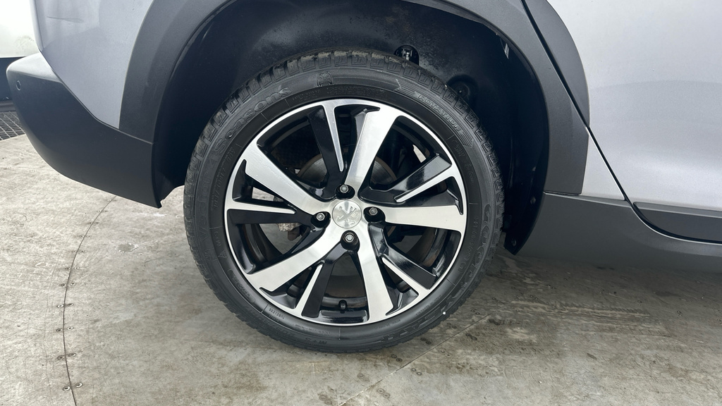 Peugeot 2008 1.5 Bluehdi 100 Gt Line 5 Speed Grey #27