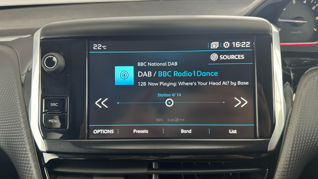 Peugeot 2008 1.5 Bluehdi 100 Gt Line 5 Speed Grey #17