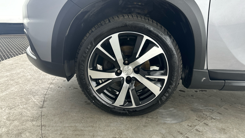 Peugeot 2008 1.5 Bluehdi 100 Gt Line 5 Speed Grey #25