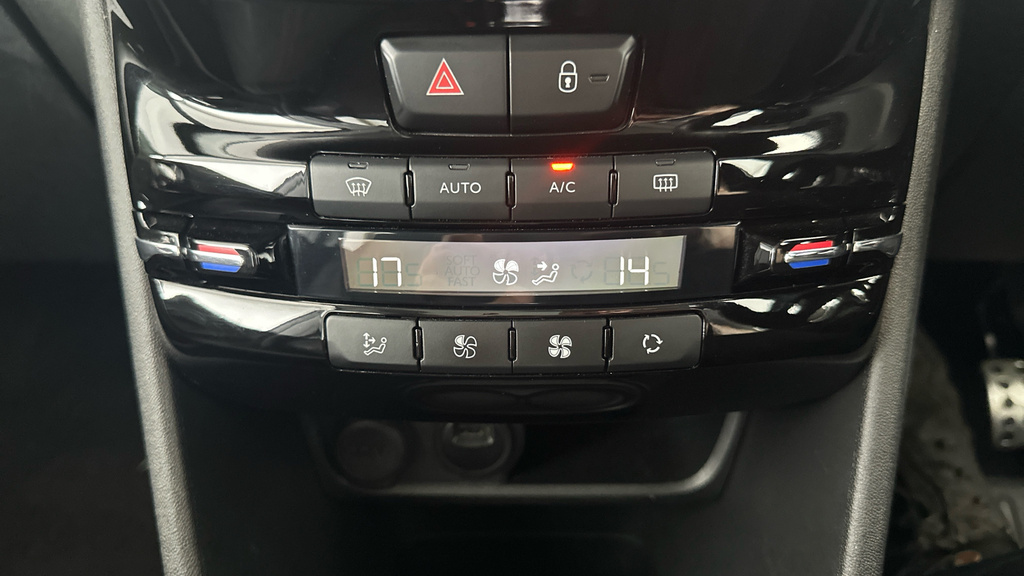 Peugeot 2008 1.5 Bluehdi 100 Gt Line 5 Speed Grey #11
