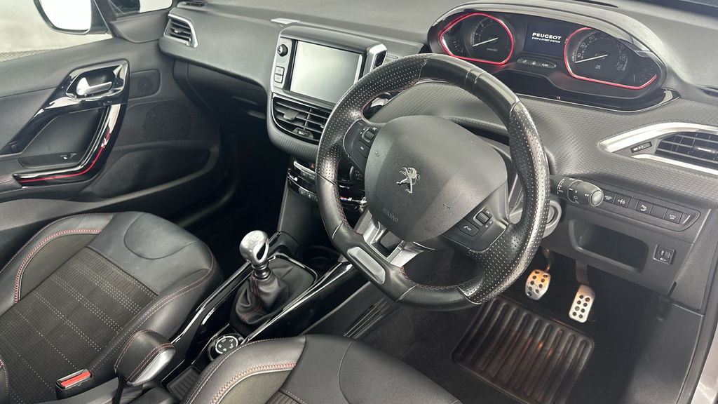 Peugeot 2008 1.5 Bluehdi 100 Gt Line 5 Speed Grey #9