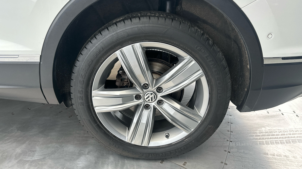 Volkswagen Tiguan Allspace 2.0 Tdi 4Motion Sel Dsg 2018 Black #24