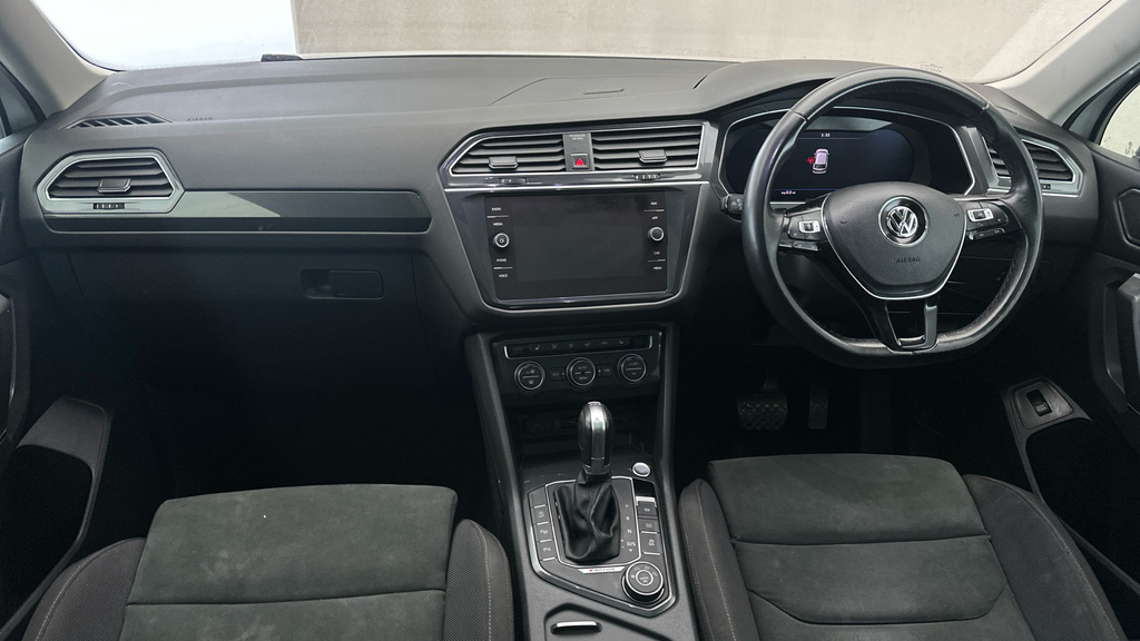 Volkswagen Tiguan Allspace 2.0 Tdi 4Motion Sel Dsg 2018 Black #14