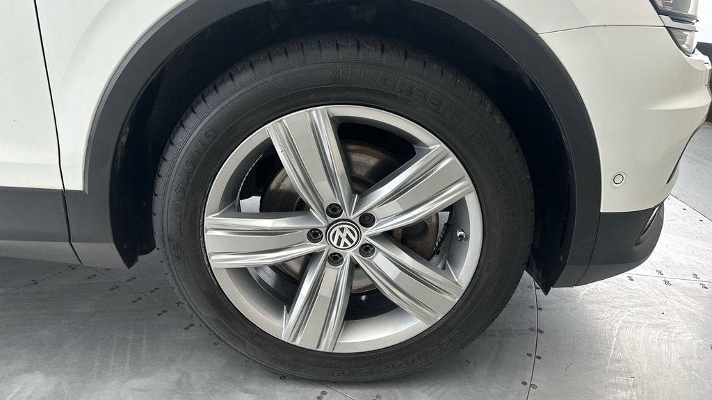 Volkswagen Tiguan Allspace 2.0 Tdi 4Motion Sel Dsg 2018 Black #26