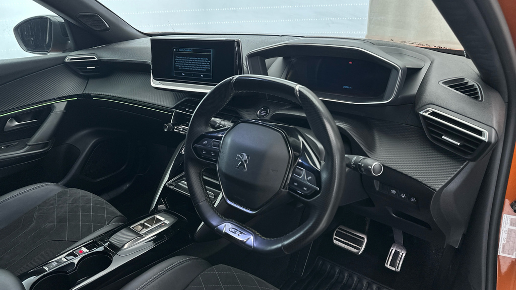 Peugeot e-2008 50Kwh Allure Premium Suv 7Kw Ch  #11